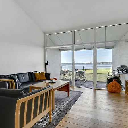 Gorgeous Apartment In Ebeltoft With Sauna 아파트 *