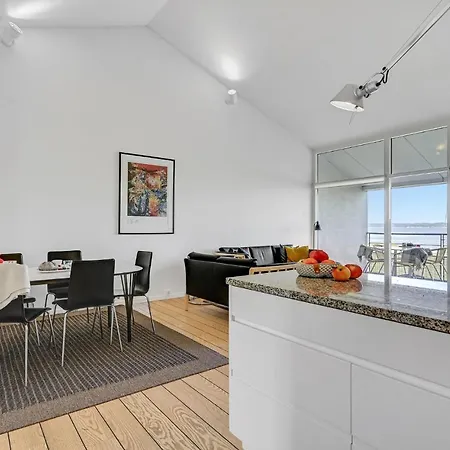 아파트 Gorgeous Apartment In Ebeltoft With Sauna