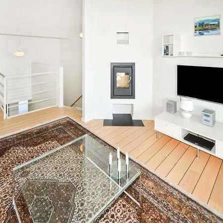 아파트 Gorgeous Apartment In Ebeltoft With Sauna *